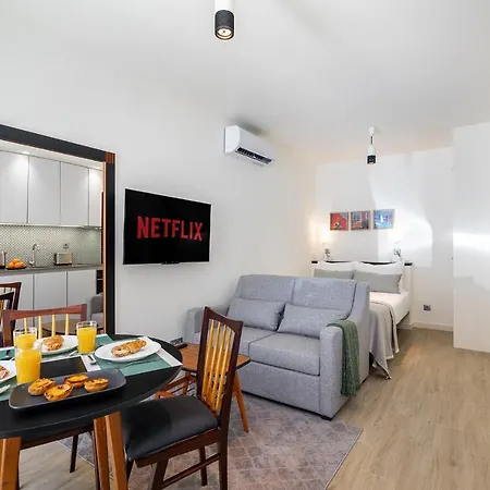Intendente Modern Stays Location W/ac