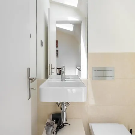 Intendente Modern Stays Location W/ac Apartment *